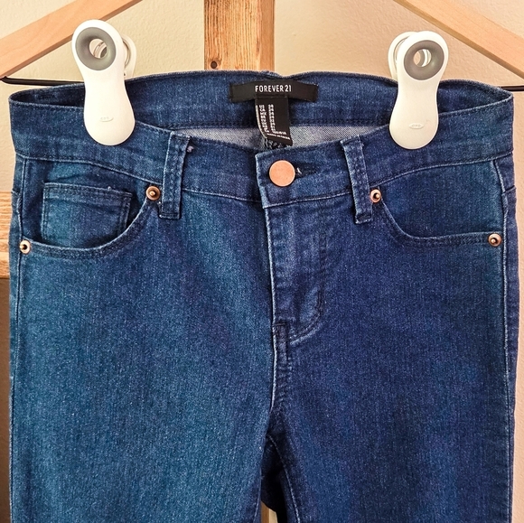 Forever 21 Dark Wash Super Skinny Jeans – Size 24 - Picture 4 of 6
